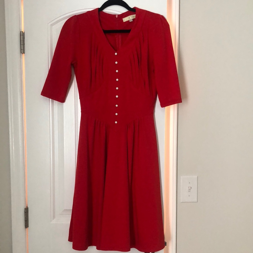 Cai Die Nu dress